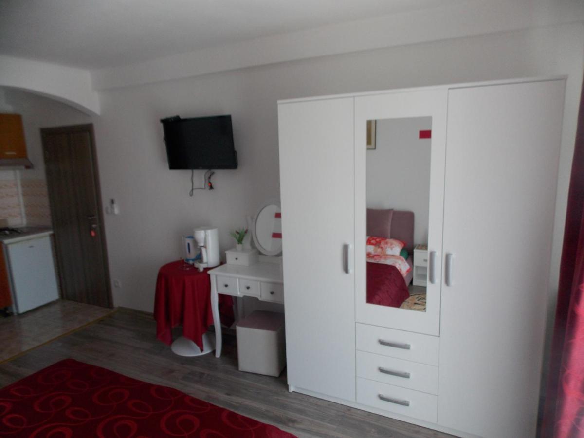 Hanifa Apartmani Rovinj Eksteriør billede