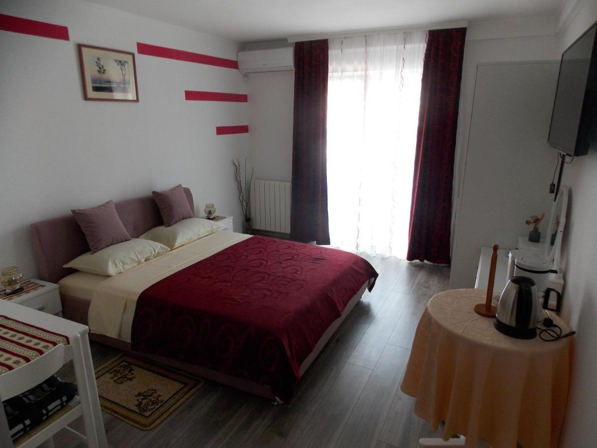 Hanifa Apartmani Rovinj Eksteriør billede